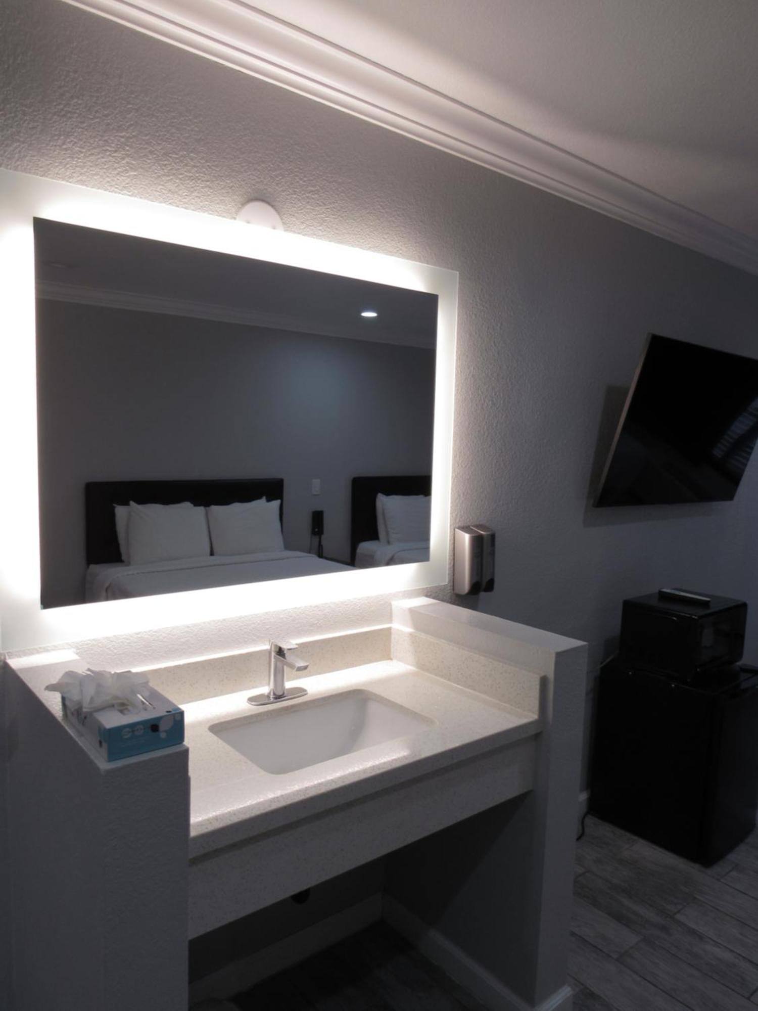 Capri Suites Anaheim Zimmer foto